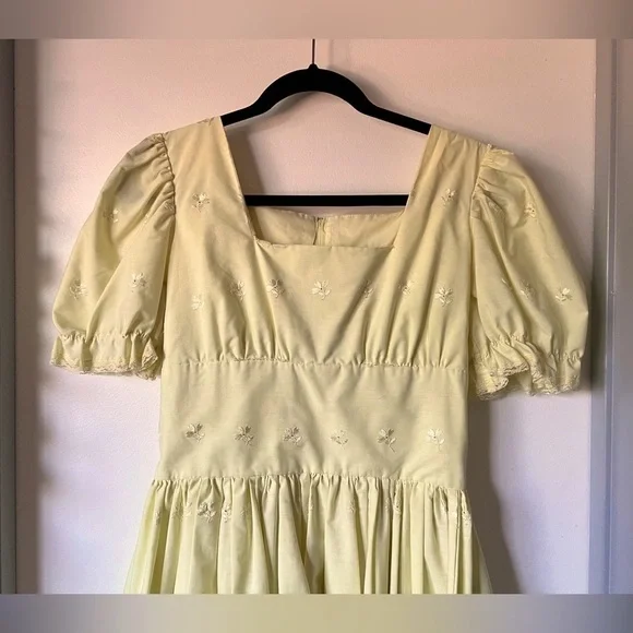 Circle Eight Square Dance Fashions Yellow Flowy Western Cowgirl Dress. Size  M/L